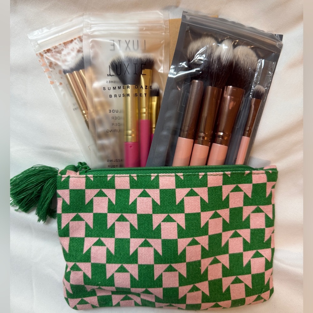 Luxie Makeup Brush Bundle NWT 14 pieces